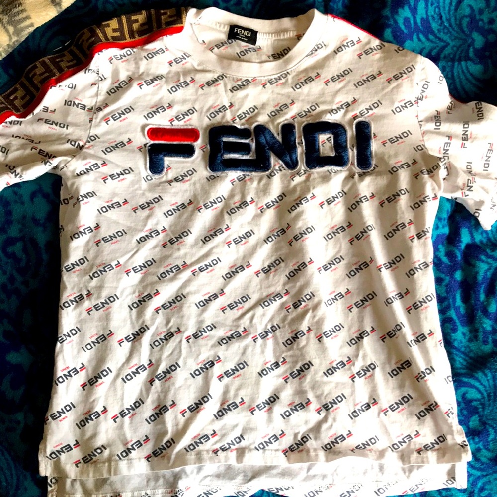 Men AUTHENTIC FENDI SHIRT